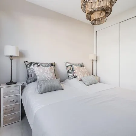 Olas Luxurious Retreat *