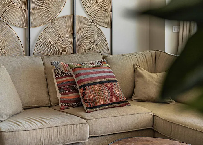 Olas Luxurious Retreat شقة